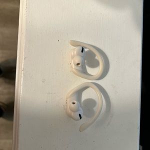 Powerbeats pro